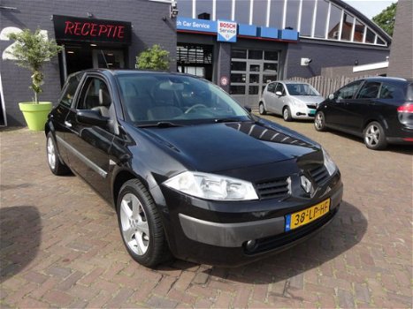 Renault Mégane - 1.6-16V Expression Luxe - 1