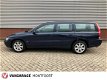 Volvo V70 - 2.4 T5 Kinetic Youngtimer/Airco/Half Leer/Stoelverwarming - 1 - Thumbnail