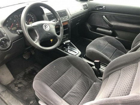 Volkswagen Golf - 1.9 TDI 110pk - 1