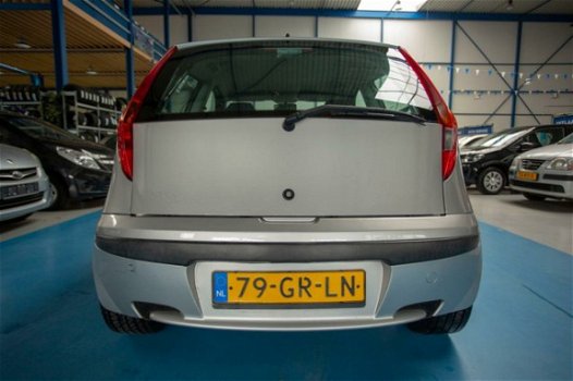 Fiat Punto - 1, 2 16v ELX Speedgear Automaat - 1