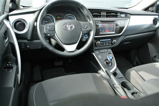 Toyota Auris - 1.8 Hybrid 136pk AUTOMAAT Lease Pro, PANO, NAVI - 1