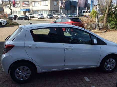 Toyota Yaris - 1.0 NOW - 1