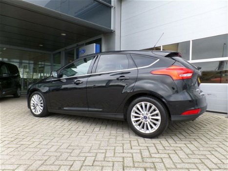 Ford Focus - 1.0 EcoBoost 125pk 5-deurs Titanium Edition - 1