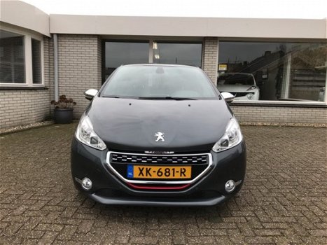 Peugeot 208 - 1.6 THP GTi - 1