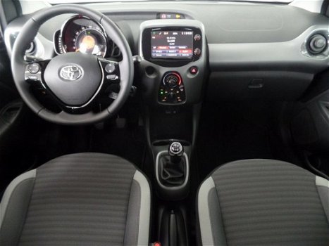 Toyota Aygo - 5-drs 1.0 X-Play | Airco | Canvas open dak | L.m. velgen | - 1