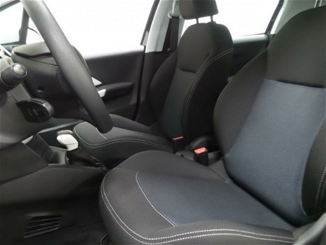 Peugeot 208 - 1.2 Puretech 68pk Like NIEUW en AIRCO en CD - 1