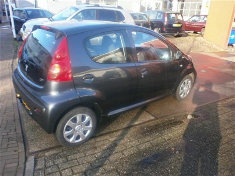 Peugeot 107 - 1.0-12V XR - 1