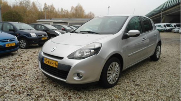 Renault Clio - 1.5 dCi Collection APK 1-2020 - 1