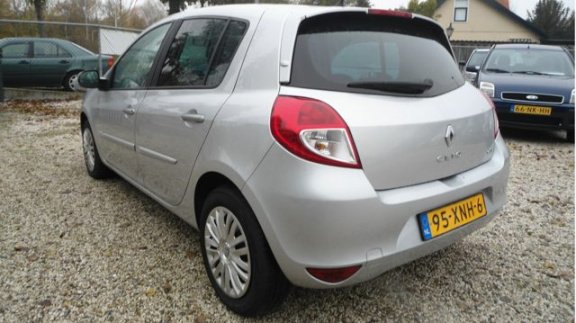 Renault Clio - 1.5 dCi Collection APK 1-2020 - 1