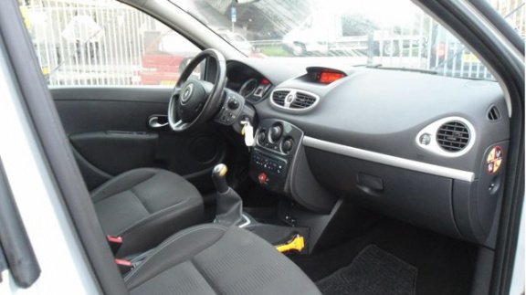 Renault Clio - 1.5 dCi Collection APK 1-2020 - 1