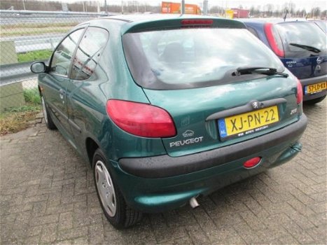 Peugeot 206 - 1.1 XN - 1