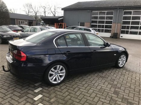 BMW 3-serie - 318i High Executive - 1