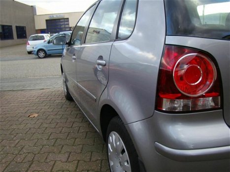 Volkswagen Polo - 1.4-16V Optive - 1