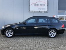 BMW 3-serie Touring - 318i Luxury Line Navi/Leer/Xenon/16inch