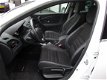 Renault Mégane - Megane 1.2 TCe 131pk Bose, Half leder, Navi, Cruise, Ecc, Pdc, Keyless - 1 - Thumbnail