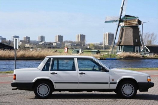 Volvo 740 - 2.3 Basis - 1