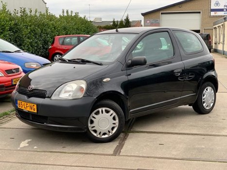 Toyota Yaris - 1.0-16V VVT-i/Stuurbkr/Nieuwe APK - 1