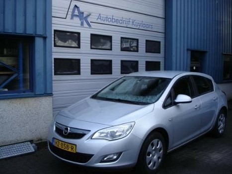 Opel Astra - 1.4 Selection - 1