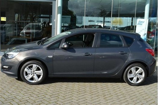 Opel Astra - 1.4 Design Edition - 1