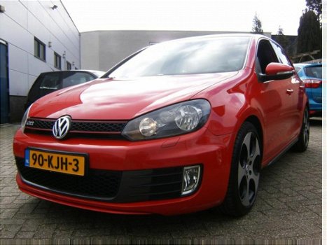 Volkswagen Golf - 2.0 GTI 5 Deurs Automaat DSG Leder Navi Nieuwstaat - 1