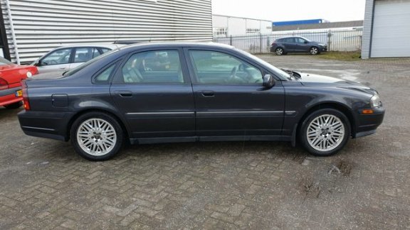 Volvo S80 - 2.4 Dynamic Nieuwe staat young timer - 1