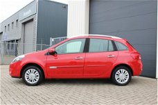 Renault Clio Estate - 1.2 TCE Collection /Airco/Navigatie/Rijklaar Prijs/Pdc/Trekhaak