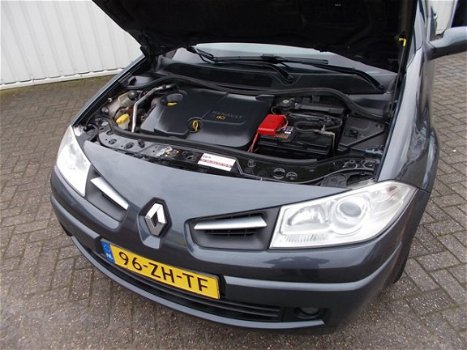 Renault Mégane Grand Tour - 1.5 dCi Business Line - 1