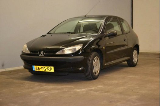 Peugeot 206 - 1.4 XR - 1