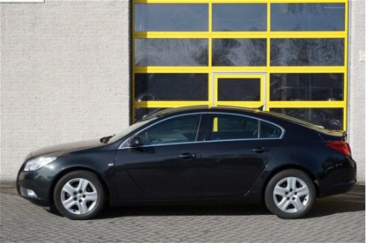 Opel Insignia - 1.4 Turbo 140pk Business Edition Navi | Clima | PDC V+A | Cruise control - 1