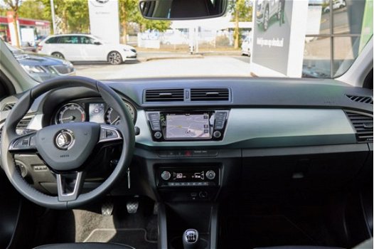 Skoda Fabia - 1.0 75 pk Ambition | navigatie | climatronic | cruise control | DAB - 1