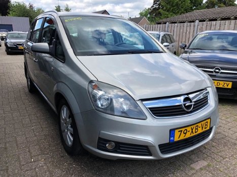 Opel Zafira - 2.2 Temptation - 1