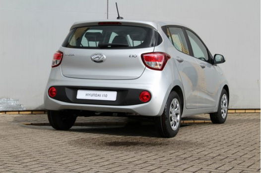 Hyundai i10 - 1.0i Comfort Navigatie | Navigatie | Parkeersensoren | Bluetooth | USB | Airco | - 1