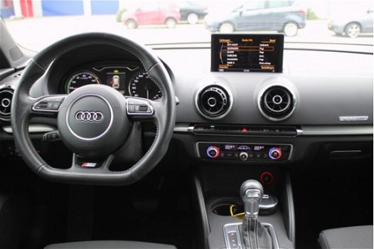 Audi A3 - 1.4 e-tron Ambition S-Line 204pk - 1