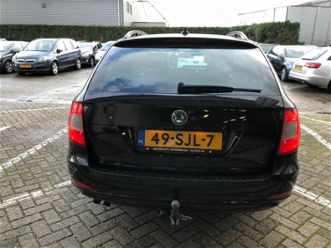 Skoda Superb Combi - 1.6 TDI Greenline Comfort Business Line navi clima pdc elektrische pakket cruis - 1