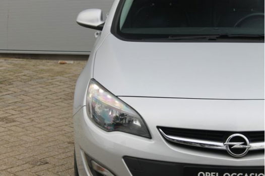 Opel Astra Sports Tourer - 1.6 170 pk Cosmo - 1