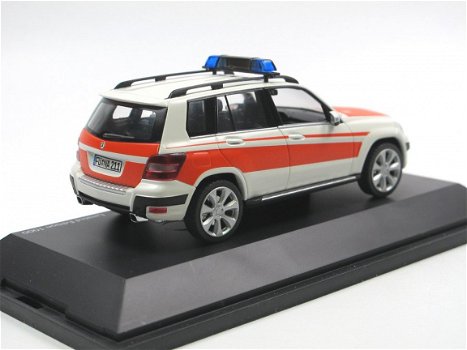 1:43 Schuco 07278 Mercedes GLK SUV 2009 NotArzt - 1