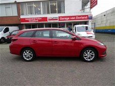Toyota Auris Touring Sports - 1.2T Aspiration Limited /A.Camera/Led verlichting/km 32000