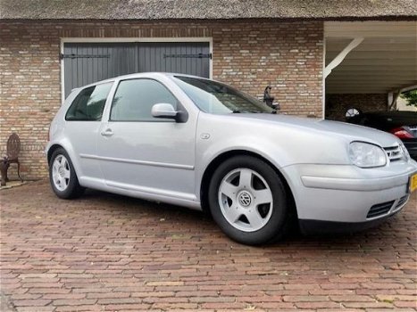 Volkswagen Golf - 1.8-5V Highline Airco - Nette Auto - 1