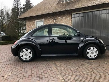 Volkswagen New Beetle - 2.0 Highline Leder Airco 169 NAP - NIEUWE APK - 1