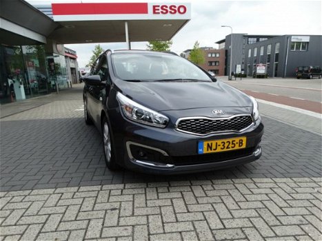 Kia cee'd Sportswagon - 1.6 GDI COMFORTPLUSLINE NAVIGATOR | AIRCO | NAVI | CAMERA - 1