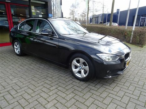 BMW 3-serie - 320d Edition Executive Navi Xenon - 1