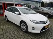 Toyota Auris Touring Sports - 2.0D Aspiration 1e eigenaar dealer NL auto navigatie bluetooth - 1 - Thumbnail