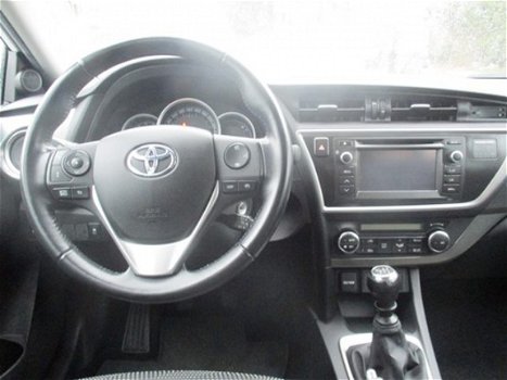 Toyota Auris Touring Sports - 2.0D Aspiration 1e eigenaar dealer NL auto navigatie bluetooth - 1