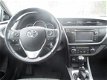 Toyota Auris Touring Sports - 2.0D Aspiration 1e eigenaar dealer NL auto navigatie bluetooth - 1 - Thumbnail