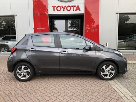 Toyota Yaris - 1.5 Full Hybrid Aut Trend 100pk - 1