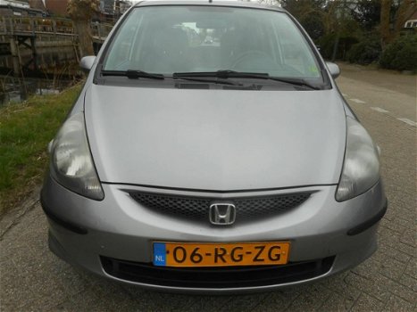 Honda Jazz - 1.2 Cool 5 deurs Airco 3e eig Hoge instap Rijdt prima - 1