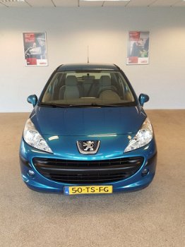 Peugeot 207 - 1.4-16V XR, incl. Grote beurt en Apk - 1