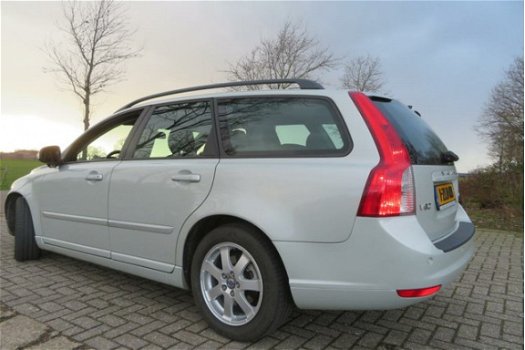 Volvo V50 - 1.6D Edition met Leder, Navi en Opties - 1