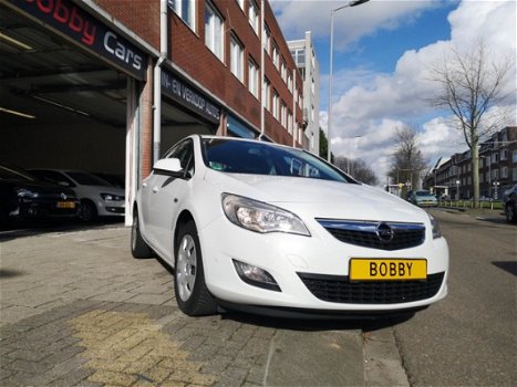 Opel Astra - 1.4 Business + 1e Eigenaar / Airco / Nieuwe A.P.K - 1