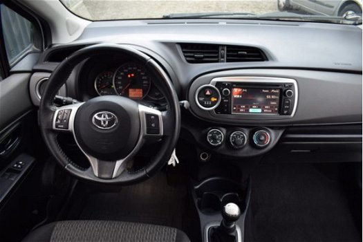 Toyota Yaris - 1.3 - 1